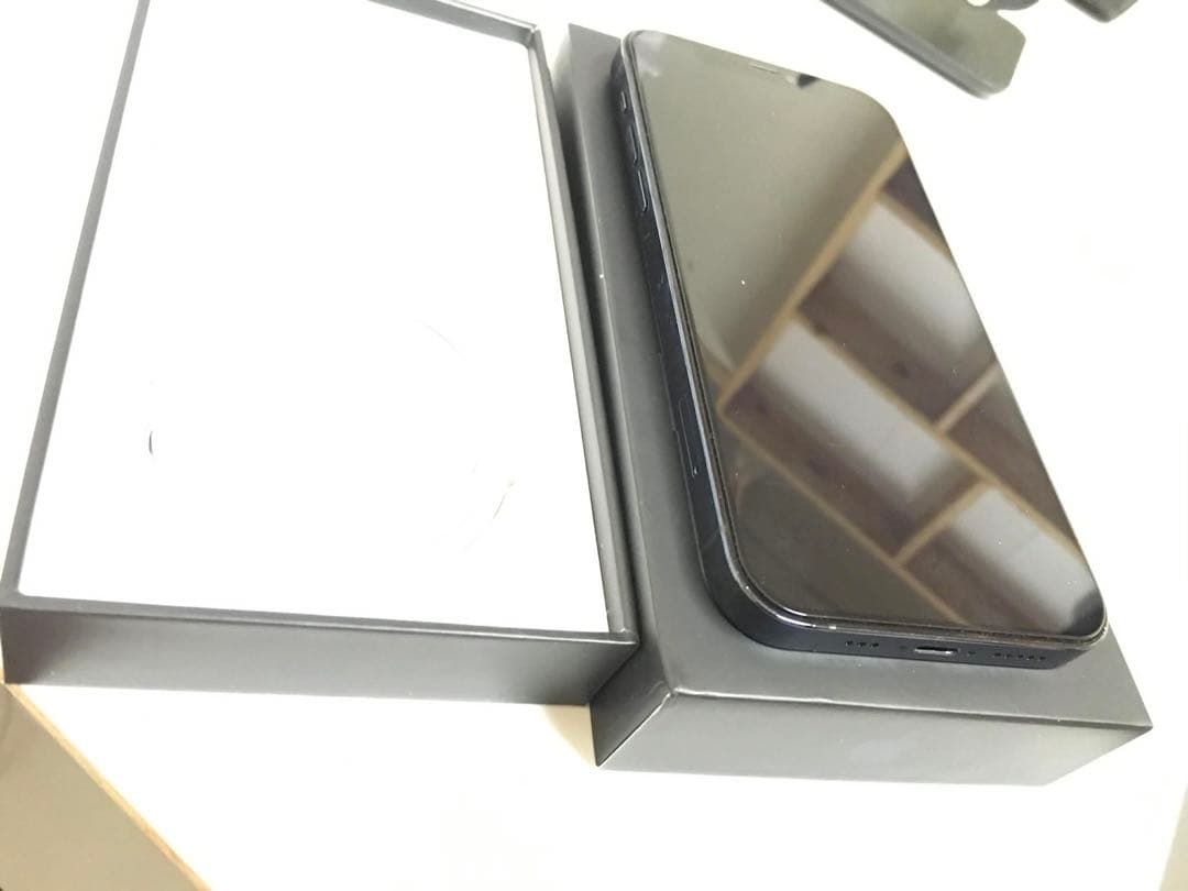 Apple iPhone 12 pro 128GB ミッドナイトブルー 本体