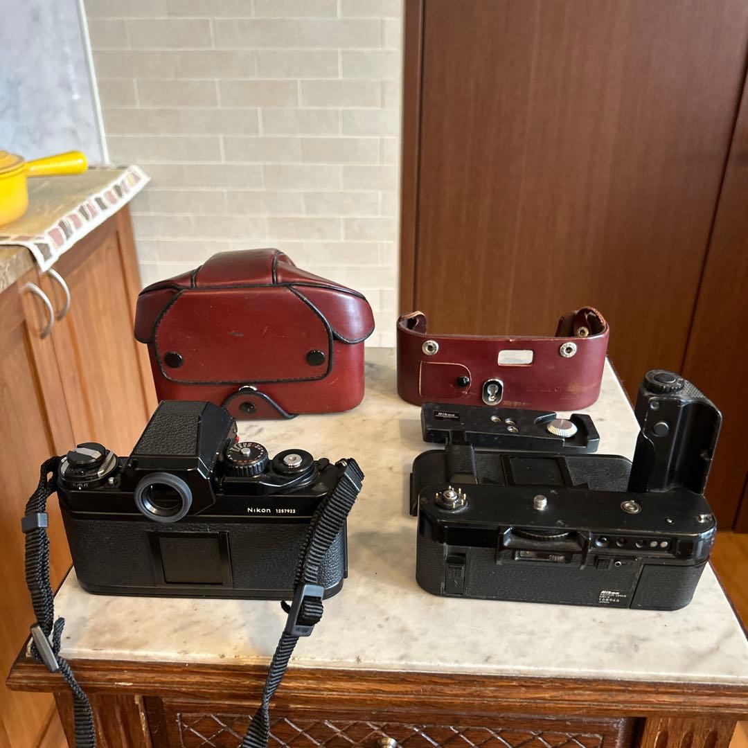Nikon F3 、MD-4(要修理)、ケース、その他