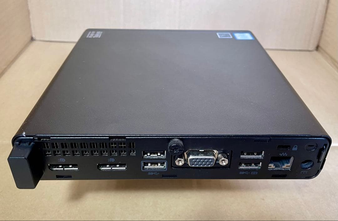 J　HP EliteDesk i7 16GB Wi-Fi SSD