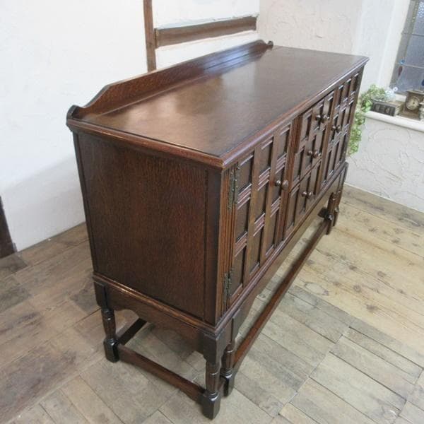 イギリス アンティーク 家具 サイドボード キャビネット 英国 6162e