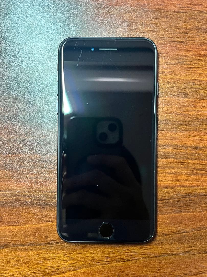 Apple iPhone 7 ブラック 本体