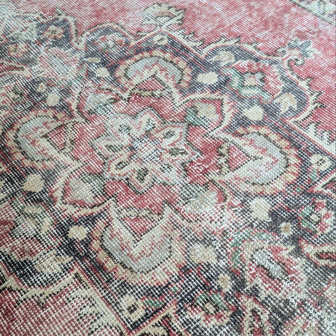 101×200 擦れた赤メダリオン　トルコヴィンテージラグ