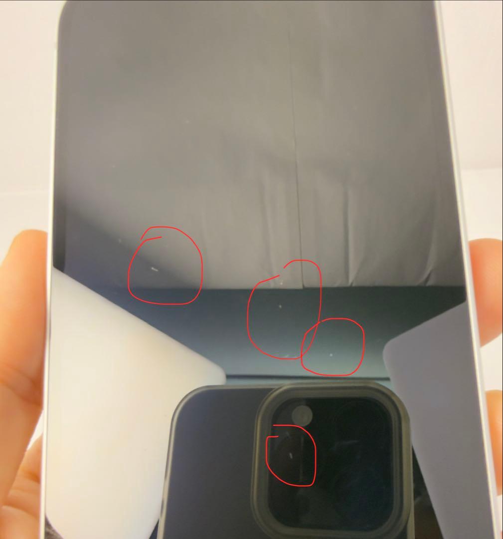 iPhone16e 128GB ホワイト 海外版 SIMフリー　ロックなし