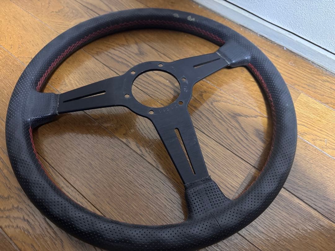 【限定値下げ】ナルディ NARDI TORINO ステアリング 36π レザー