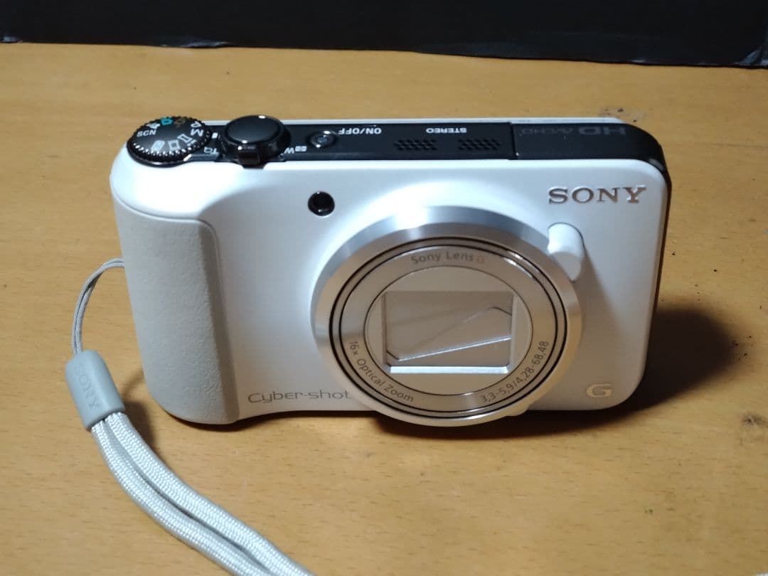 美品 SONY DSC-HX10V サイバーショット デジタルカメラ ホワイト