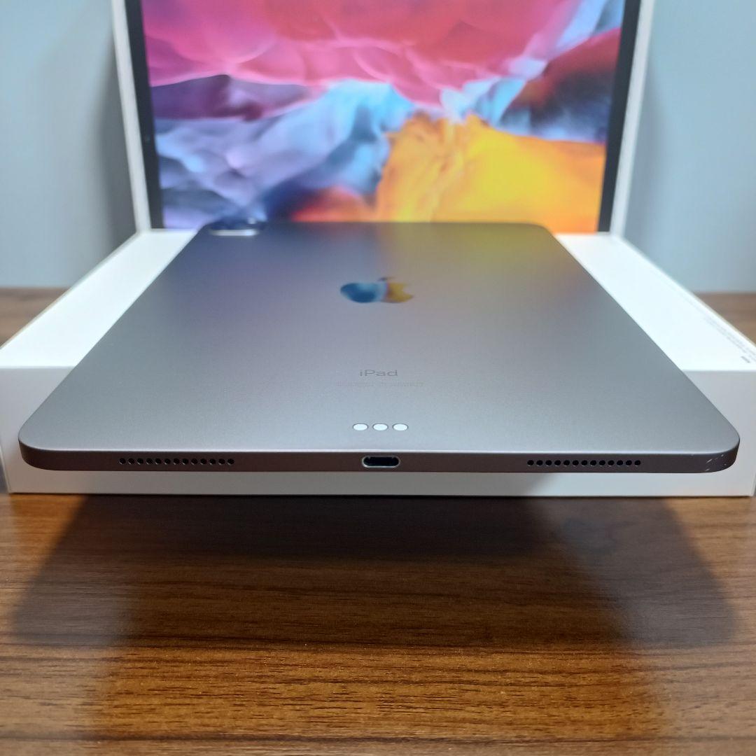 (美品) iPad Pro 11 第2世代 512GB キーボード付き