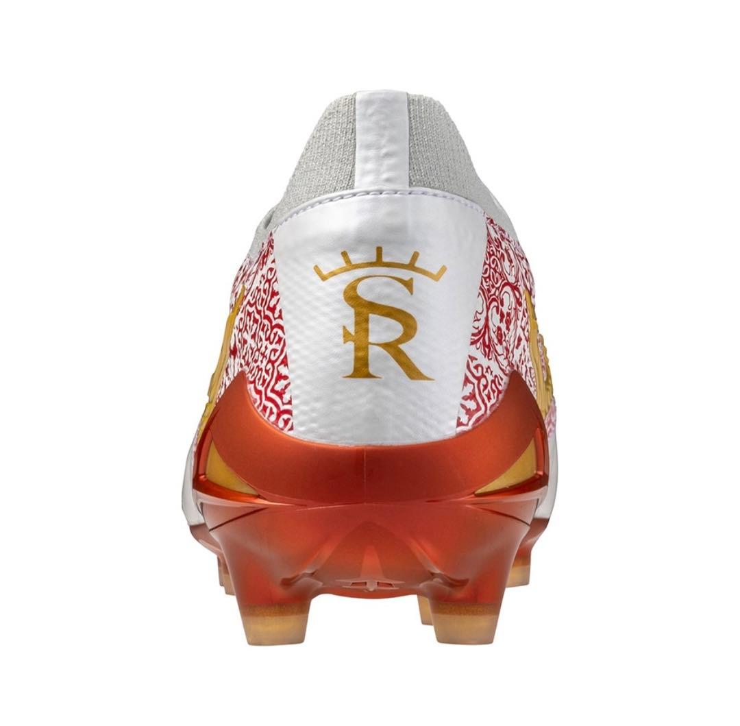 ミズノ　モレリアネオ4β SR(セルヒオ・ラモス)