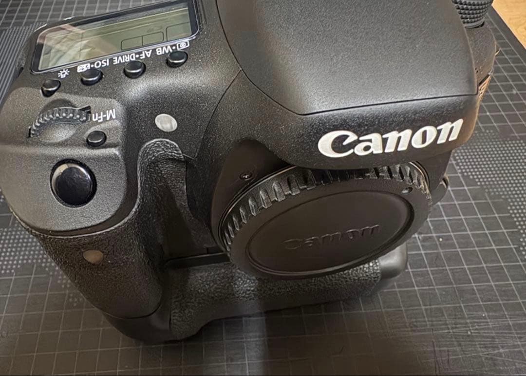 【美品】キャノン eos7D
