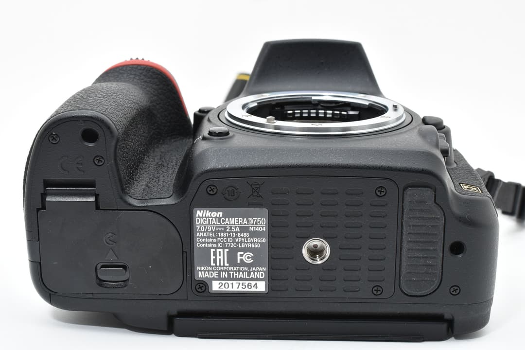 ■ほぼ新品■ ニコン D750 一眼レフカメラ #C630