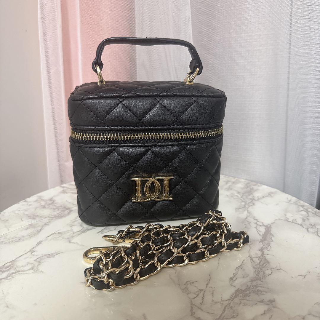 Darich キルティングスクエアミニバック