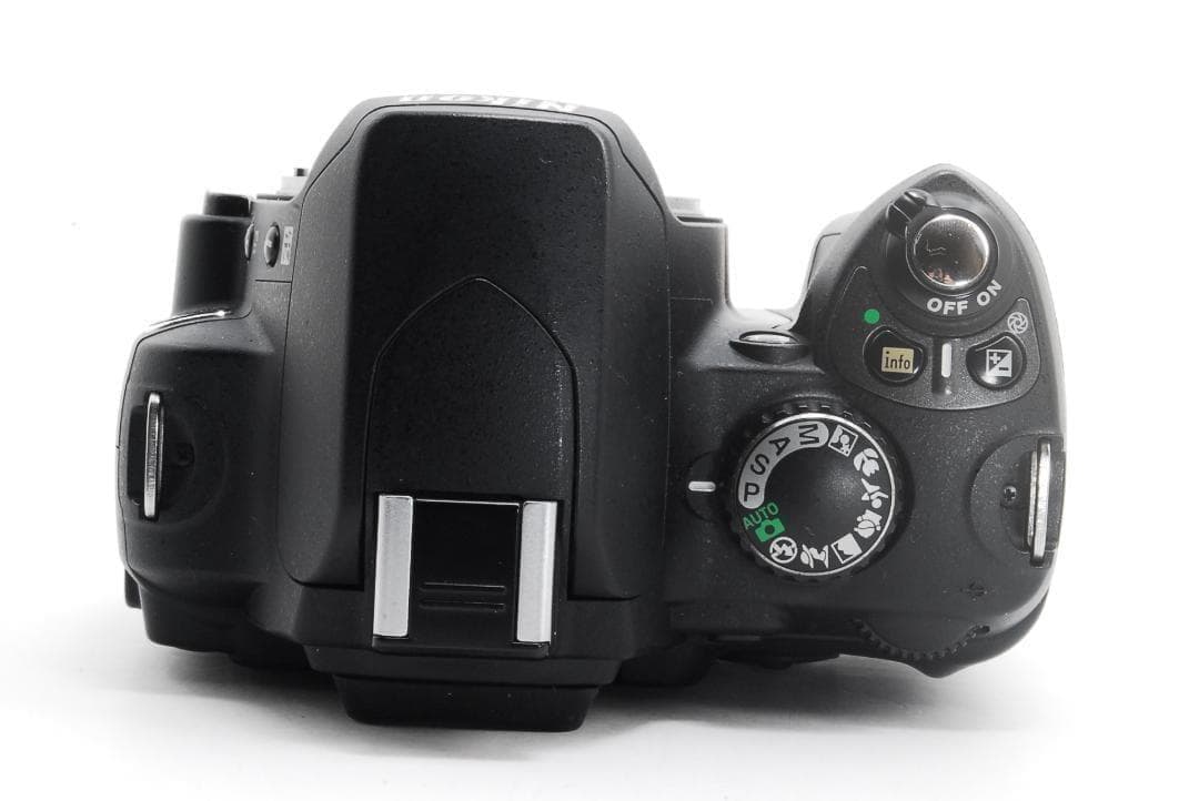 【極軽量×簡単操作】Nikon D40 標準レンズセット 初心者向け