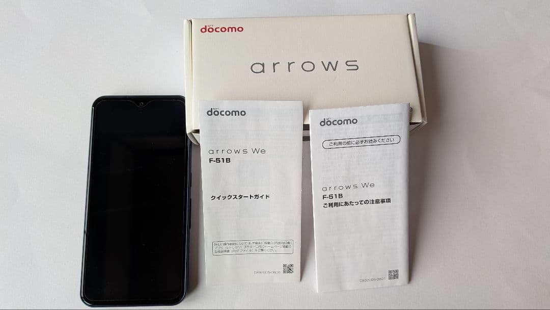 スマートフォン本体 NTT docomo arrows We F-51B