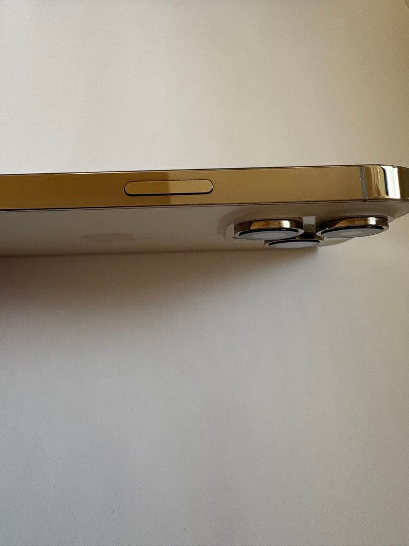 【お値下げ中】アイフォンiPhone 14 Pro ゴールド 本体 Simフリー