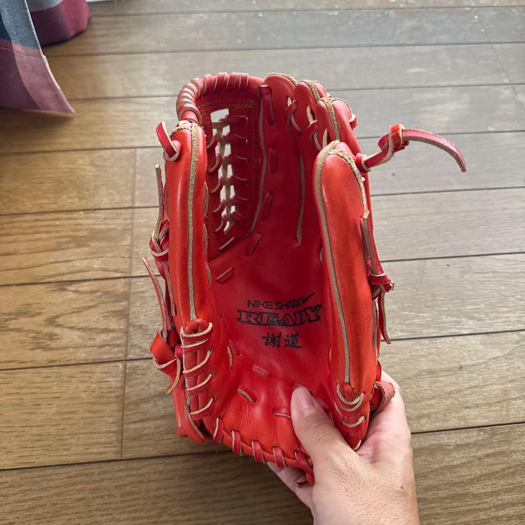 Nike SHADO 軟式グローブ オレンジ