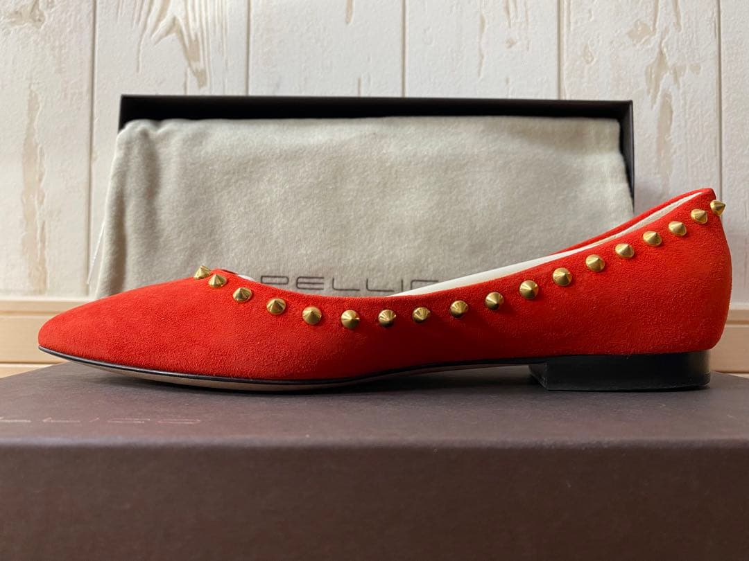 値下げしました！PELLICO スタッズフラットシューズ