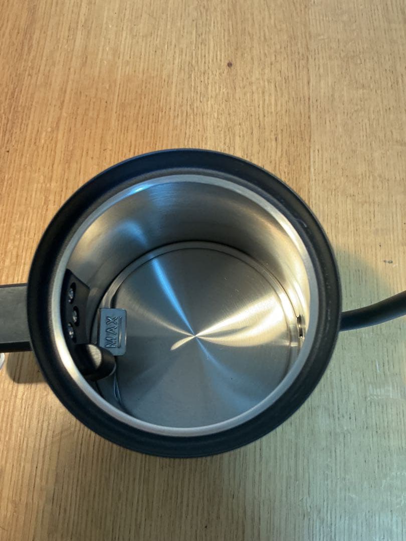 ☆オシャレ！バルミューダ電気ケトル　The PotK07A-BK超美品　送料無料