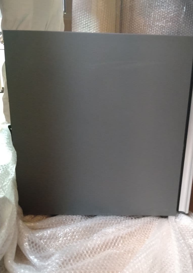 週末迄セール新品同様ファンビーノワインセラー 4段木製棚付き12本〜15本収納