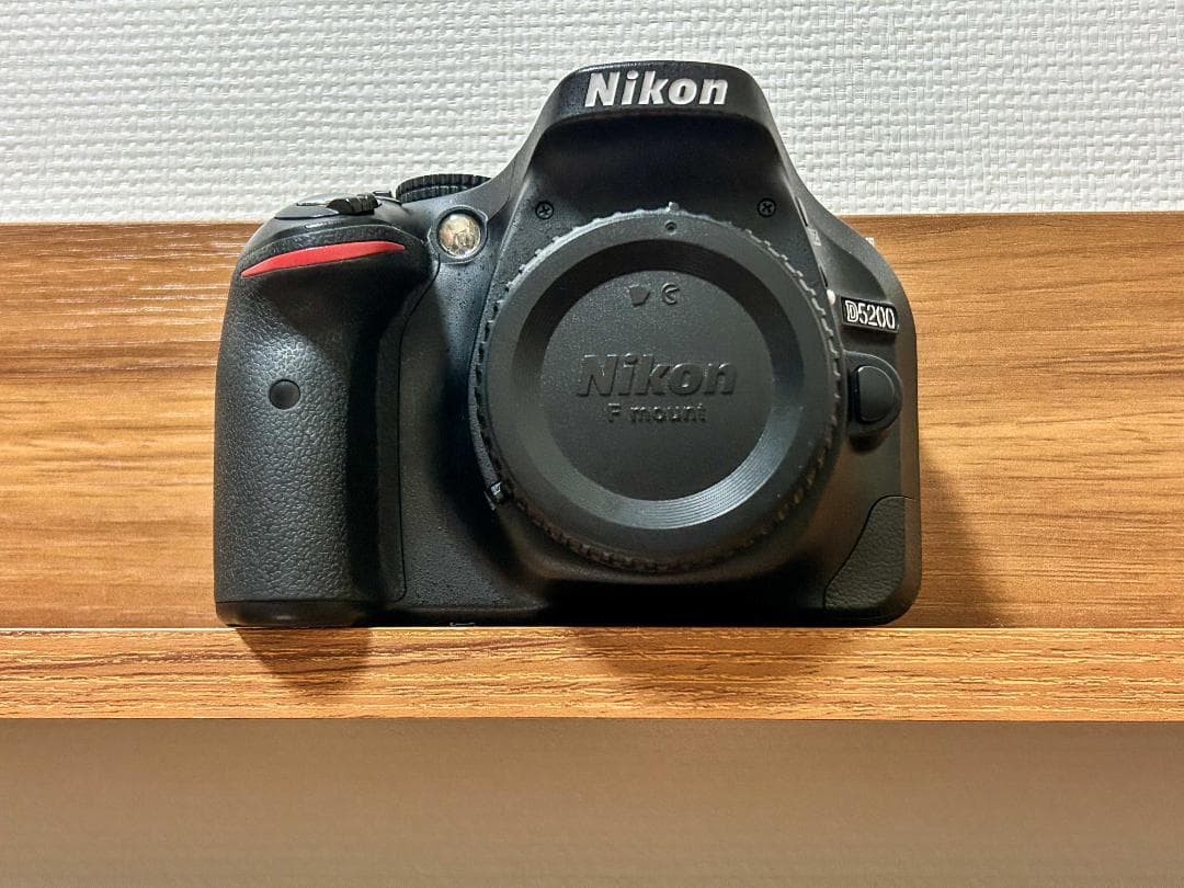 Nikon D5200 デジタル一眼レフカメラ