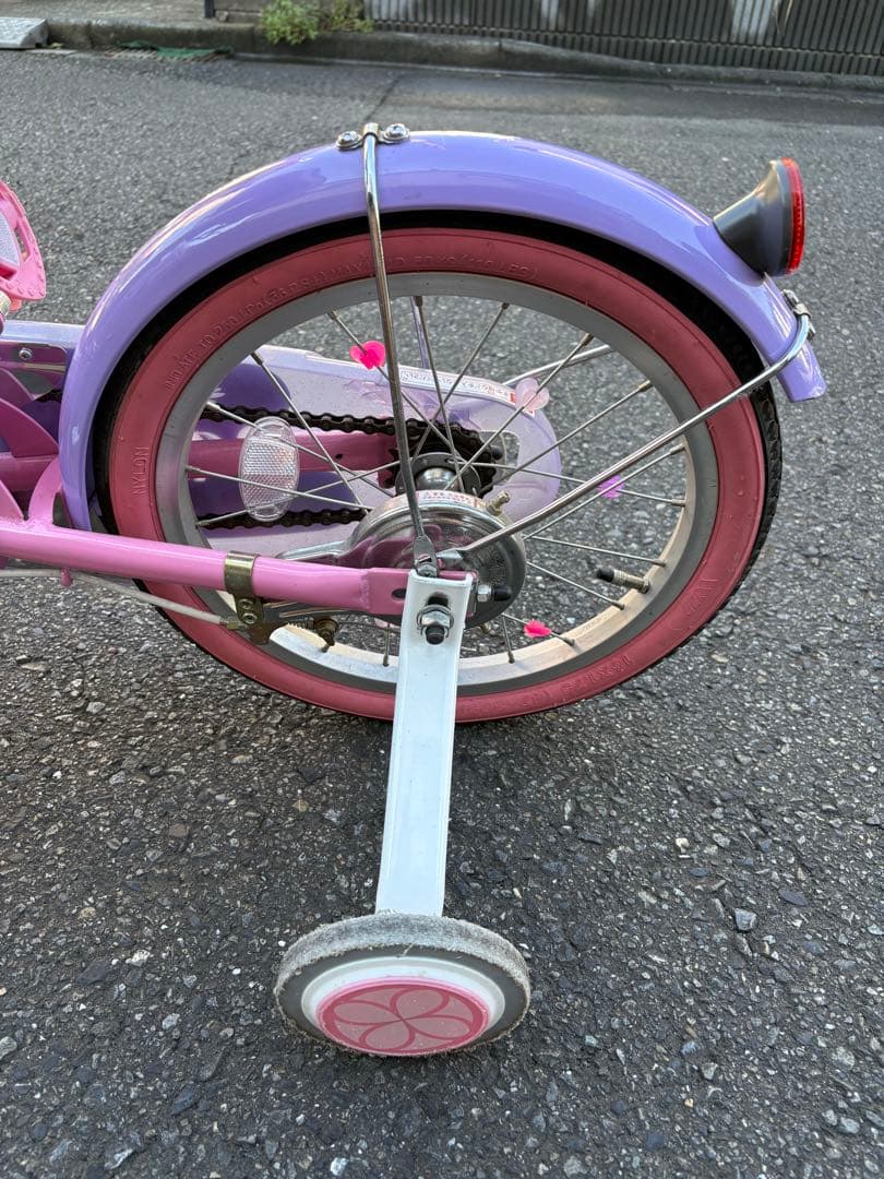 みぃ【室内保管】ソフィア　幼児用　自転車 補助輪付き　18センチ　中古品