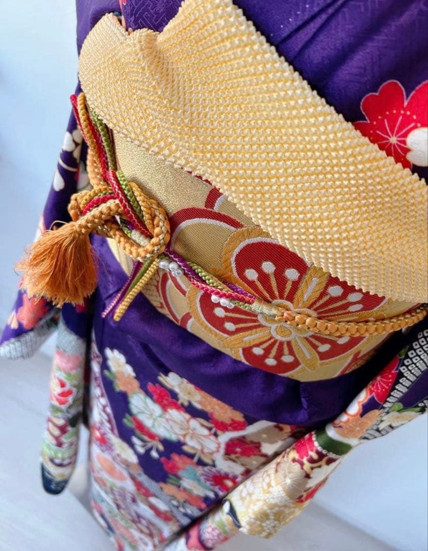 未使用品　正絹振袖フルセット　古典柄　華やかな花柄　成人式に