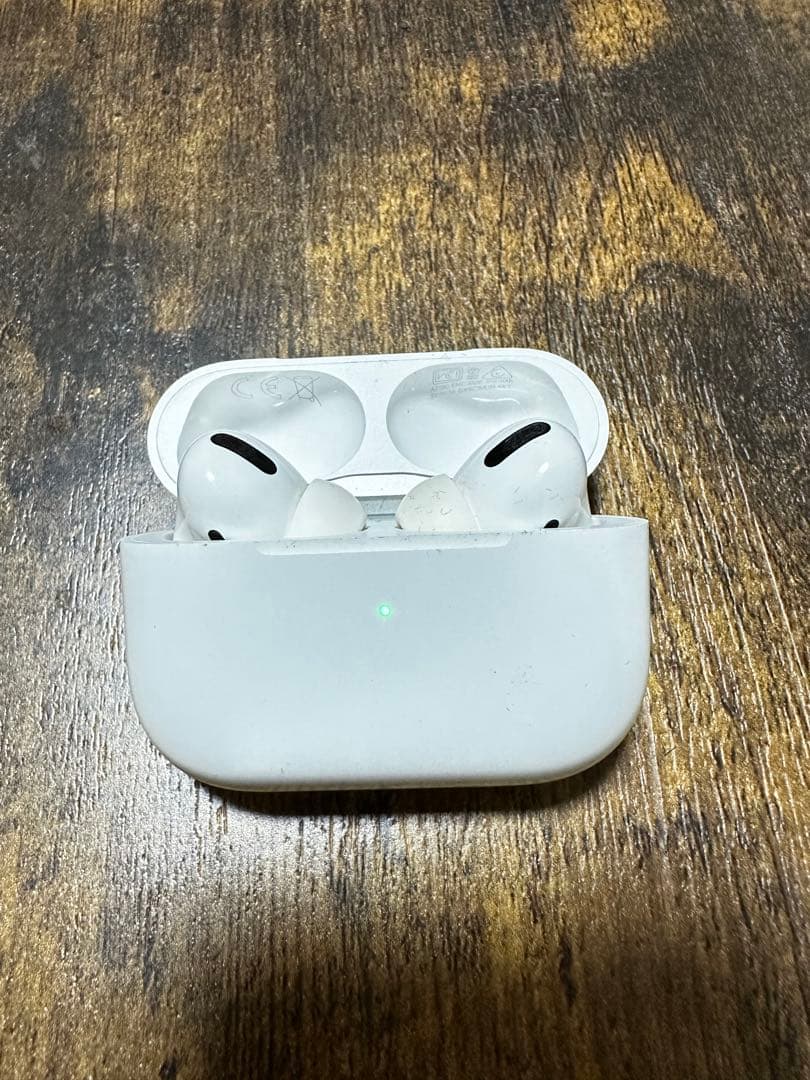 Apple AirPods エアーポッズ 第2世代 with Wireless…