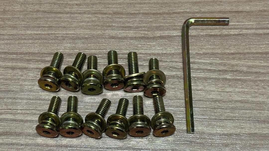 【送料込み】ISSEIKI MOFY 豆型テーブル 一生紀 モフィ ナチュラル