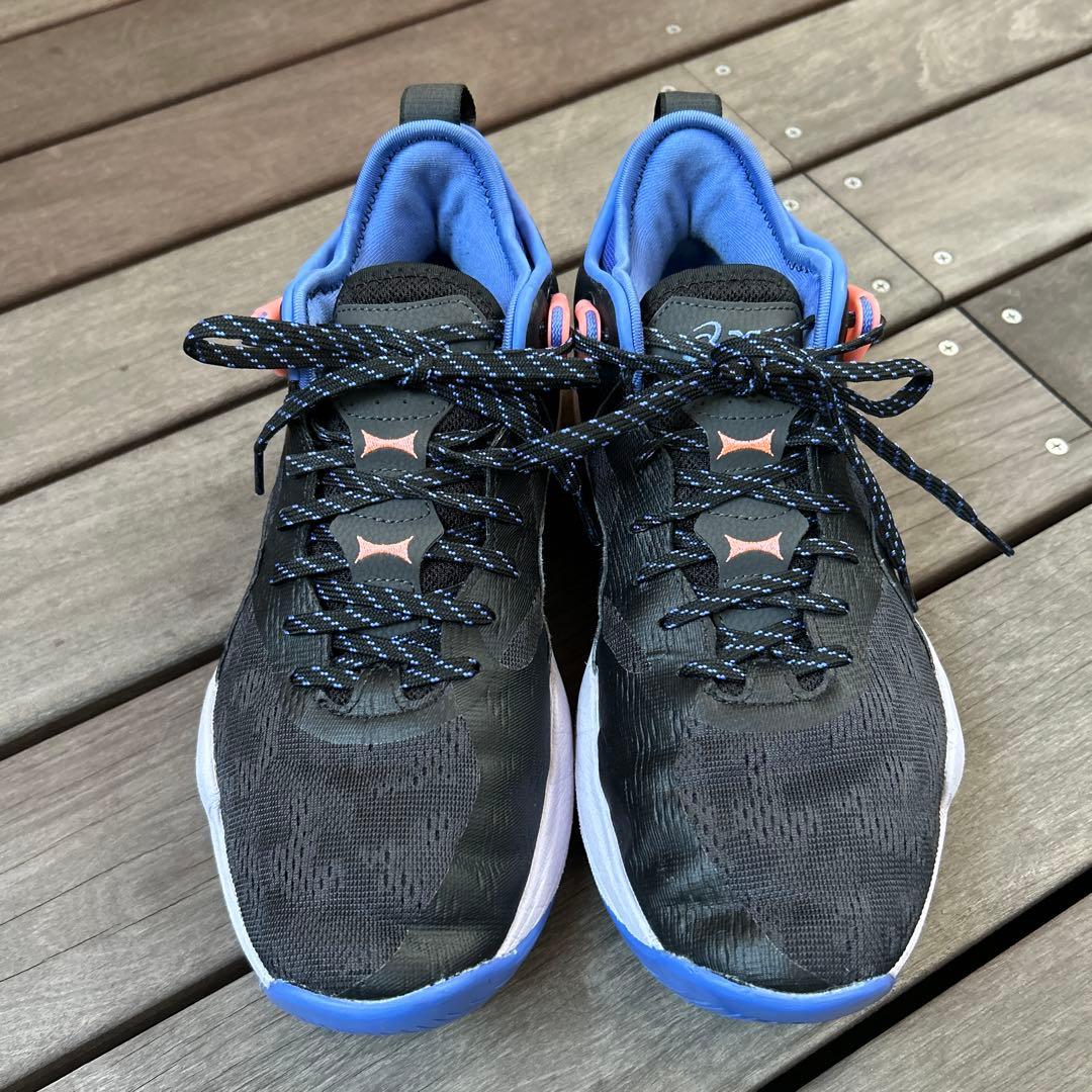 【しょーた】NOVA SURGE LOW 2 26.5cm