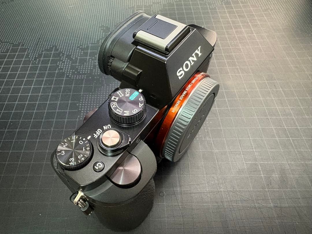 美品 SONY α7 ボディ（ILCE-7）フルサイズミラーレス