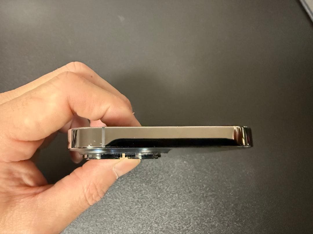 Apple iPhone13pro 1TB グラファイト