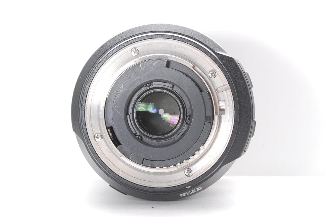 【美品】Nikon D5300 近くも遠くも撮れる万能レンズ WiFi搭載