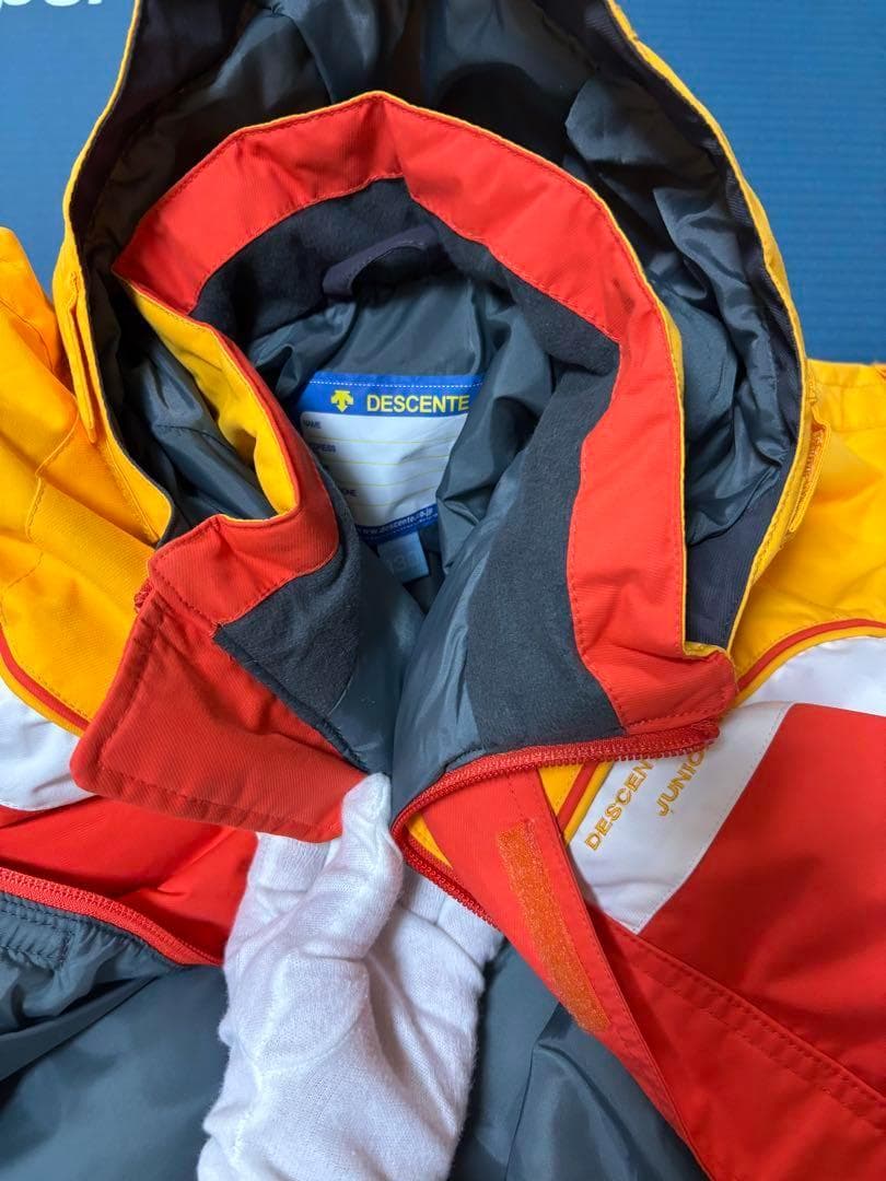 DESCENTE 130 スキーウェア　スキーウエア　子供　デサント　キッズ