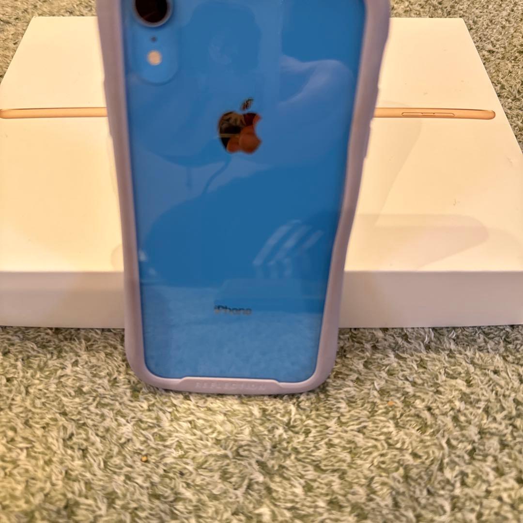 iPhone XR ブルーSIMフリー 最短で発送