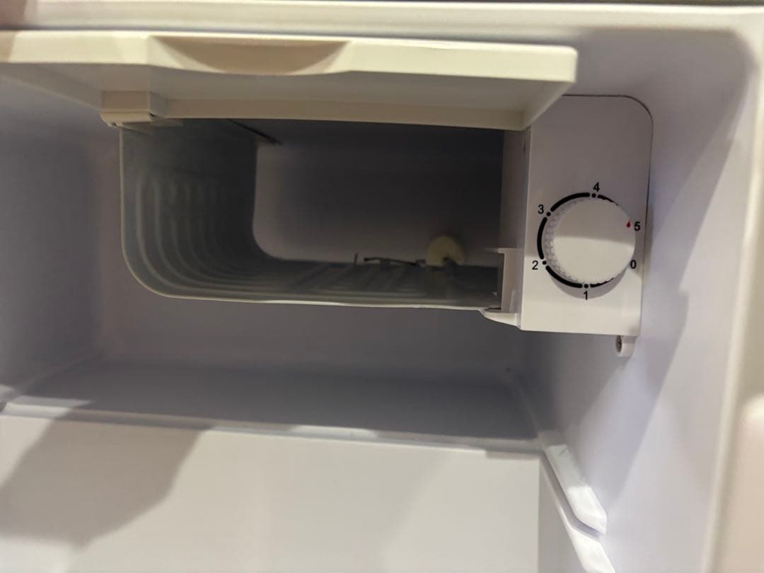 [送料無料] 2020年製アズマ 冷蔵庫 MR-50B 製氷室付 ひとり暮らし