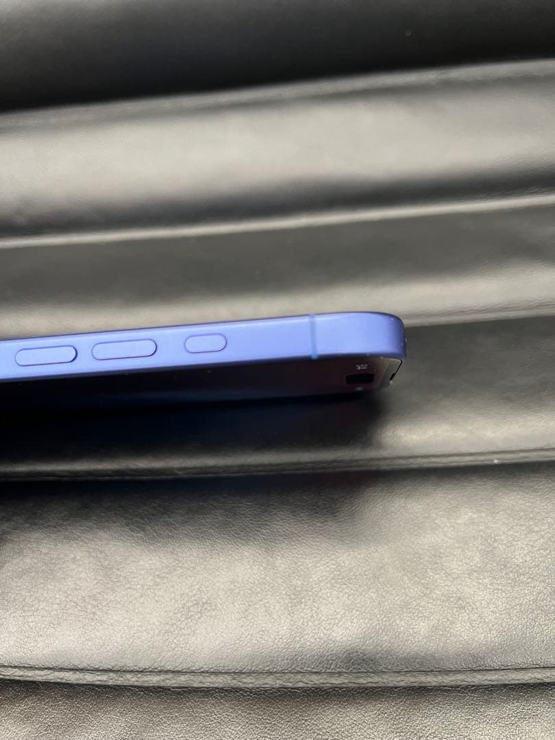 充電100%美品iPhone16 128GBウルトラマリンSIMフリー正規品