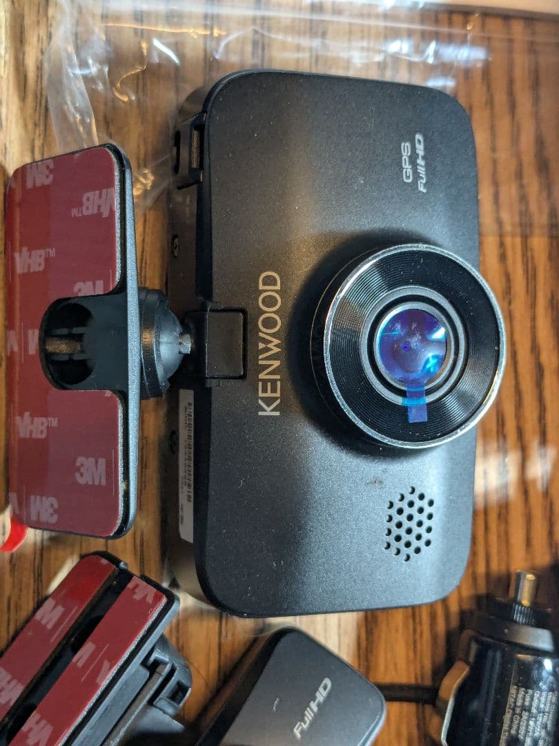 カクレモモジリ