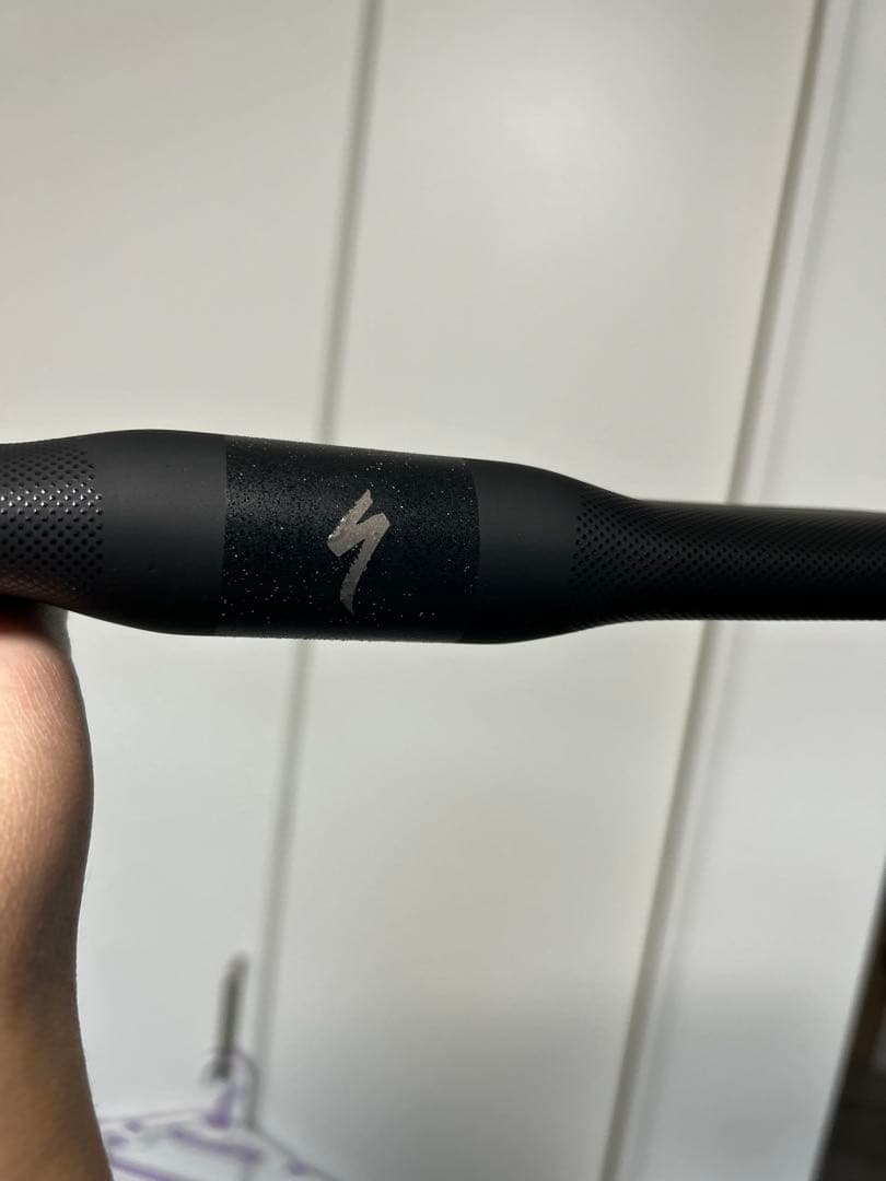 新品　エアロフライ2風　ドロップハンドル　カーボン　ケーブル内装　ロード　軽量