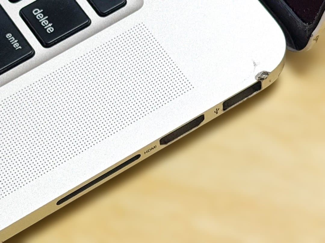 MacBook Pro 2015 15インチ i7 16GB/256GB