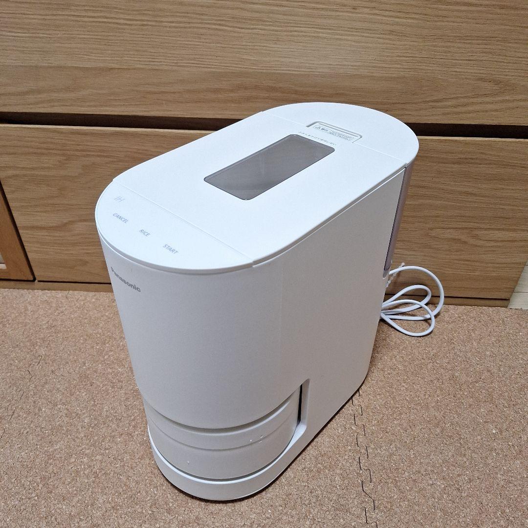 あやこ美品◼️パナソニック 自動計量 IH炊飯器 SR-AX1-W
