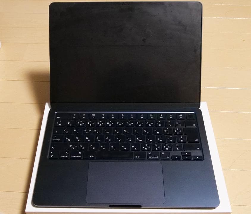 【M2 MacBook Air】512GB 16メモリ ミッドナイト