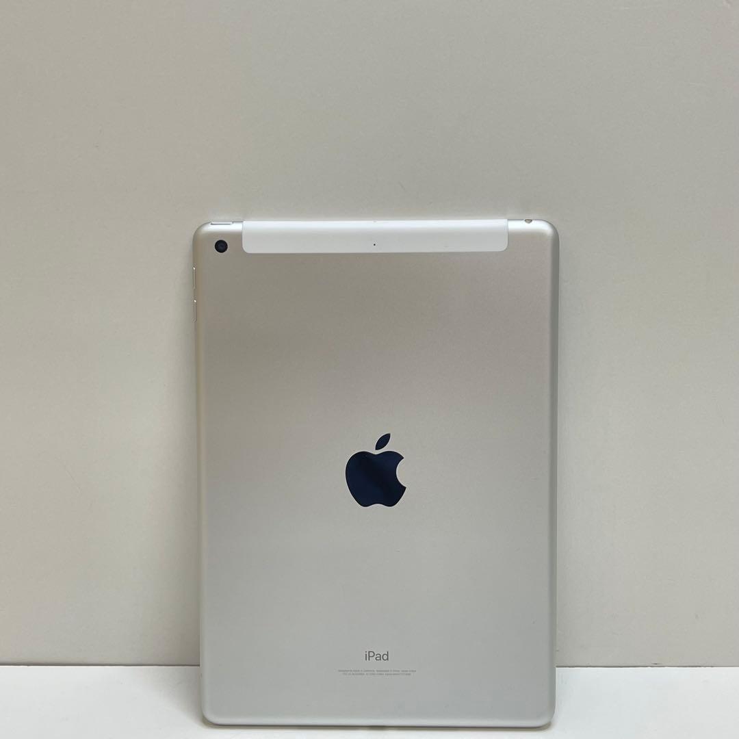 #11 iPad 第6世代 128GB Wi-Fi + Cellular 93%