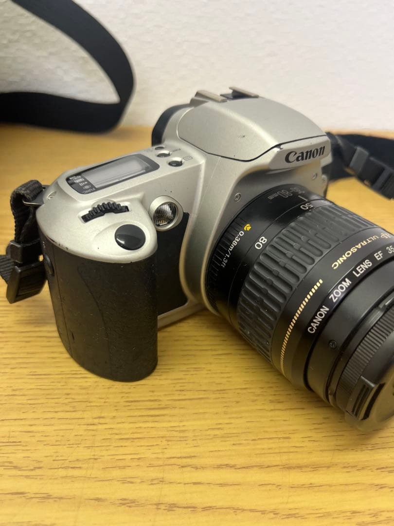 Canon EOS Kiss IIIフィルム一眼レフ キャノン 付属品あり