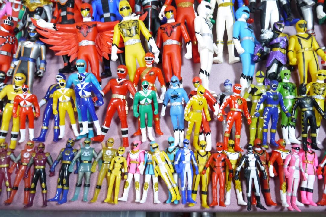 スーパー戦隊シリーズ　ソフビヒーロー　など　180体