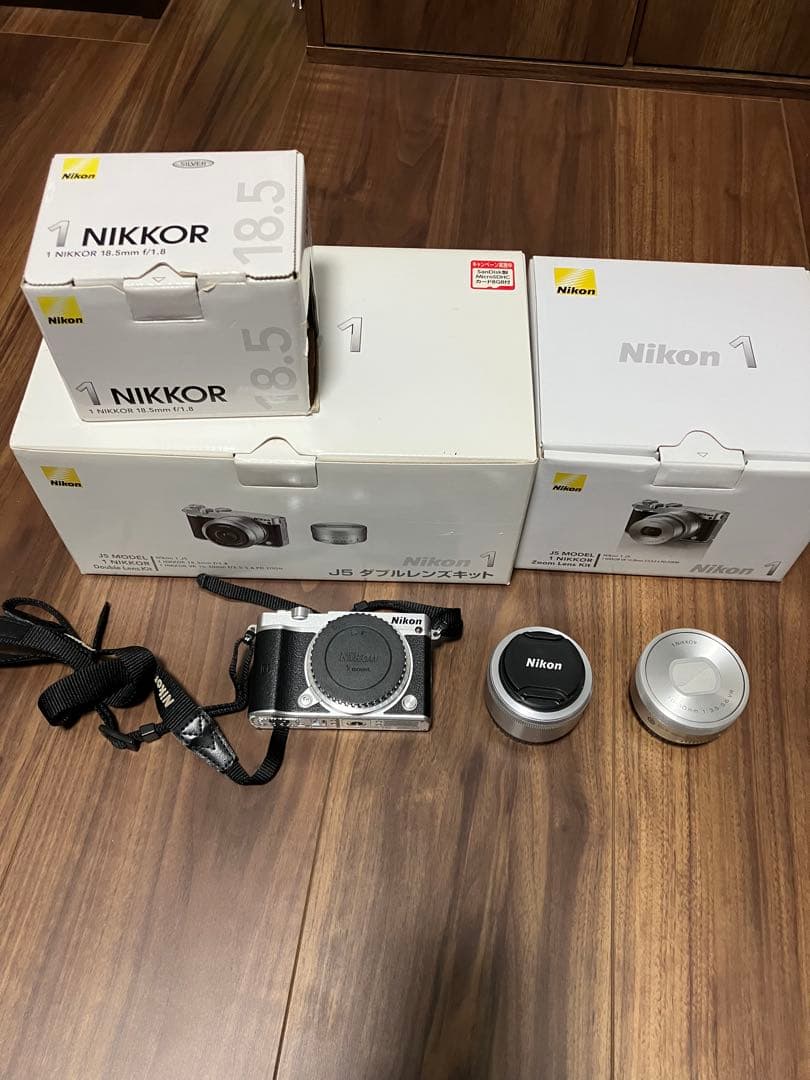 Nikon 1 J5 ダブルレンズキット 18.5mm&10-30mm