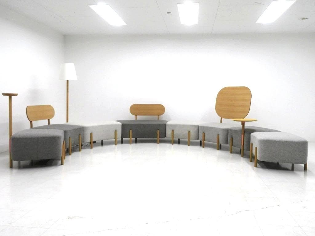 展示品　カリモク　ドラドラ　北欧　オーク材　ソファ サイドテーブル付き　店舗什器