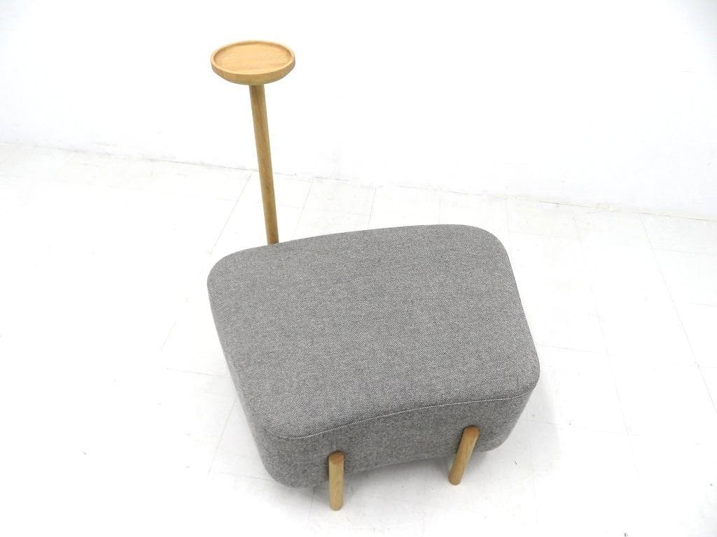 展示品　カリモク　ドラドラ　北欧　オーク材　ソファ サイドテーブル付き　店舗什器