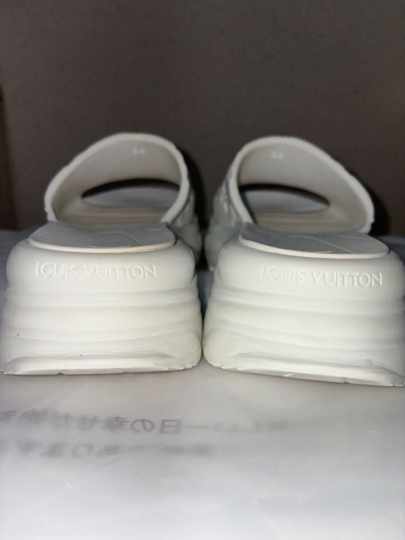 Louis Vuitton サンダル