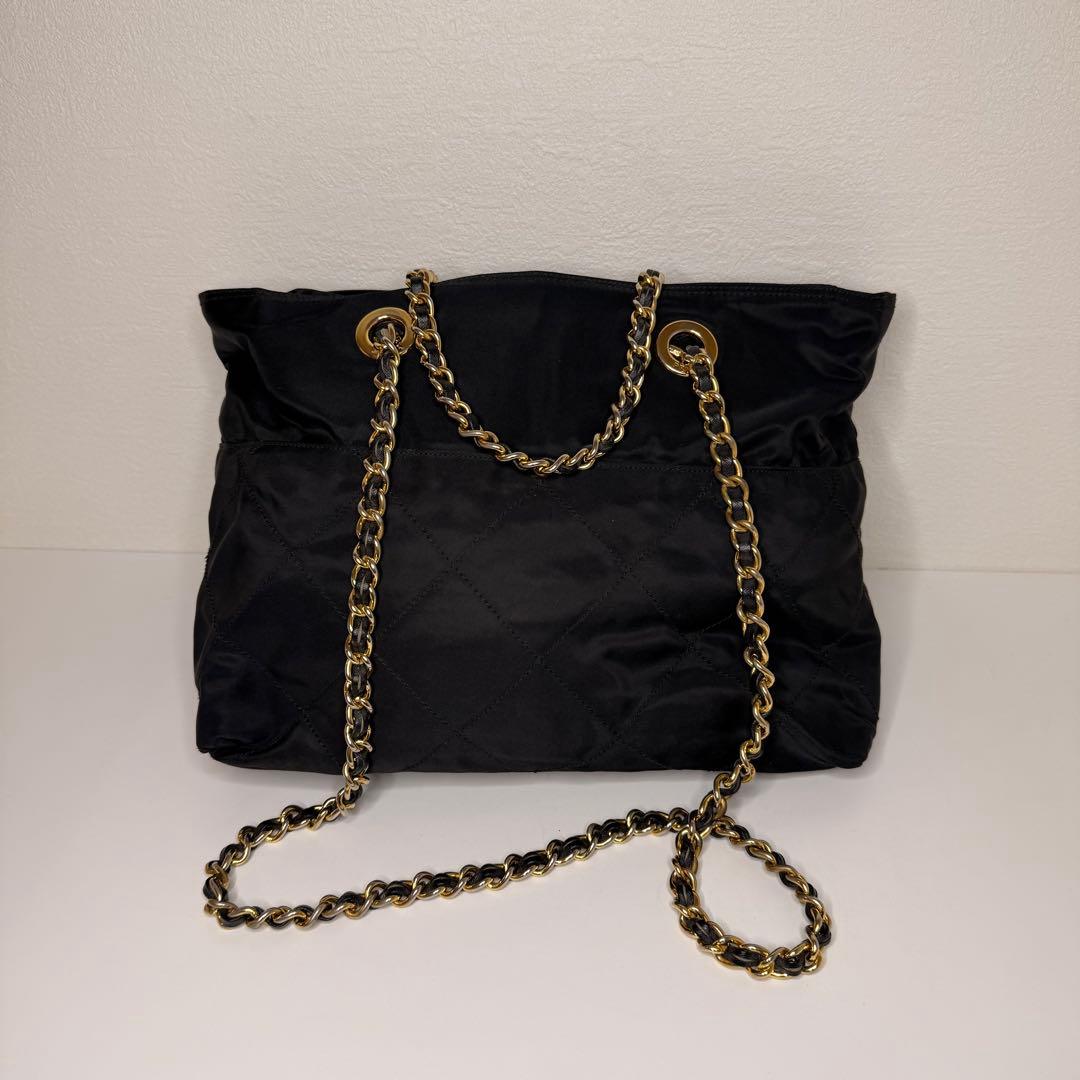 PRADA チェーンショルダーバッグ キルティング ナイロン プレート