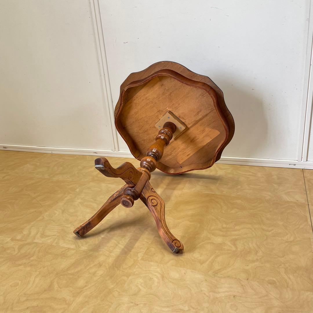 イタリア サイドテーブル 猫脚 象嵌 彫刻 アンティーク調 花台 コンソール