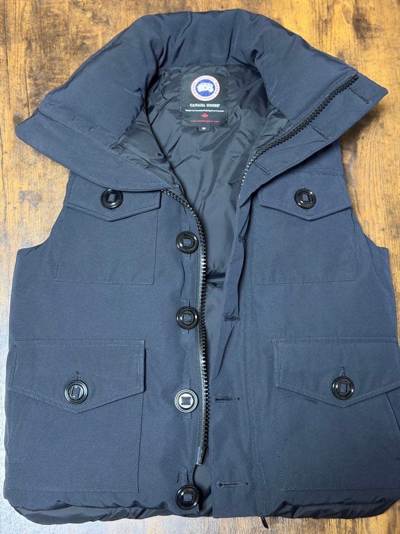   ネイビー ダウンベスト