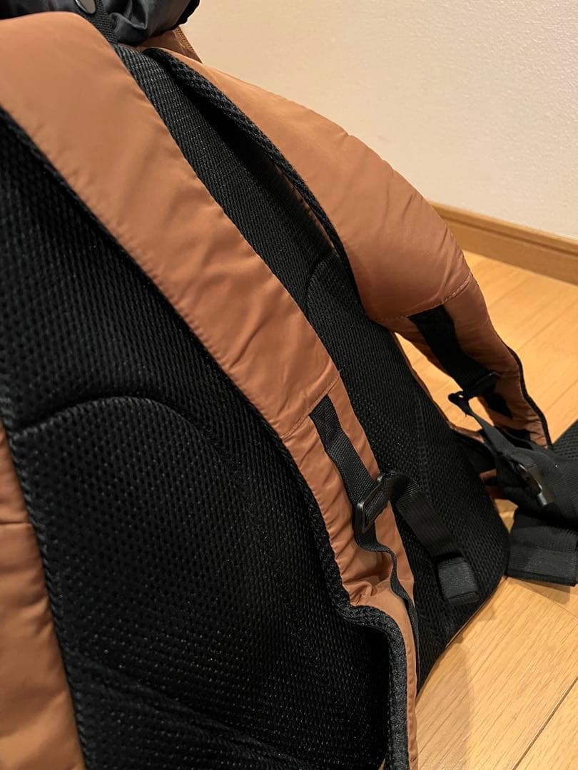 マンダリンブラザーズ WINSTON HUG BAG 犬用リュック